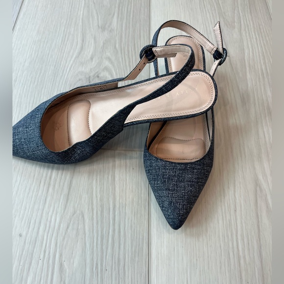 Kelly and Katie Hillaree Chambray Sling Back - Picture 2 of 5